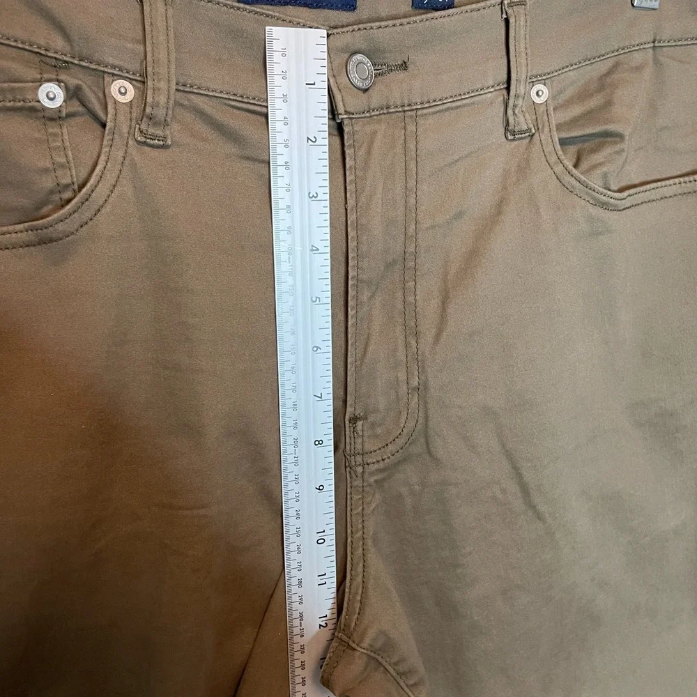 Lucky Brand Mens 121 Slim Straight 40x34* Brown Five Pocket Stretch Sateen Chino
